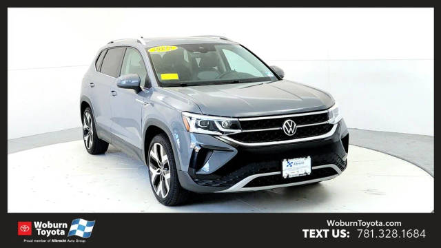 2022 Volkswagen Taos SEL AWD photo