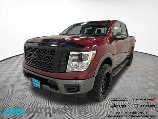 2019 Nissan Titan Platinum Reserve 4WD photo