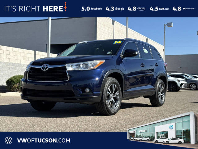 2016 Toyota Highlander XLE FWD photo