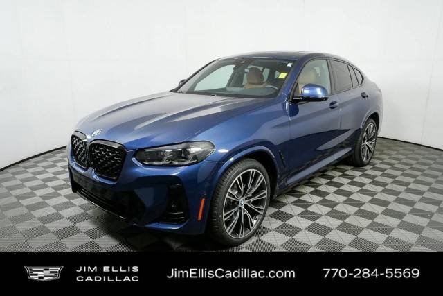 2023 BMW X4 xDrive30i AWD photo