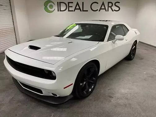 2019 Dodge Challenger R/T RWD photo