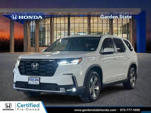 2023 Honda Pilot EX-L 8 Passenger AWD photo