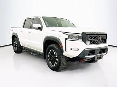 2023 Nissan Frontier PRO-4X 4WD photo