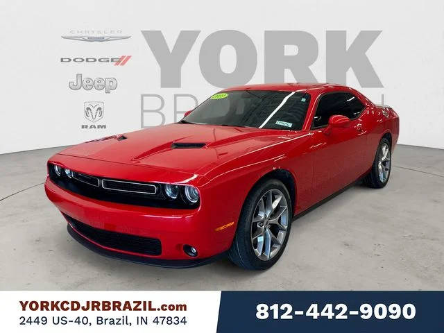 2023 Dodge Challenger SXT RWD photo