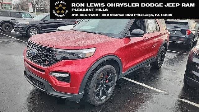 2023 Ford Explorer ST 4WD photo