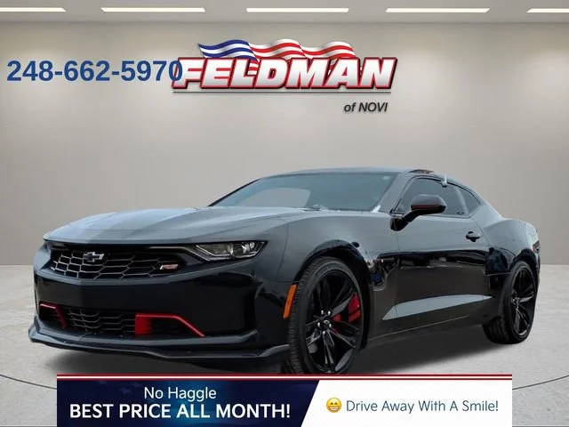 2023 Chevrolet Camaro 2LT RWD photo