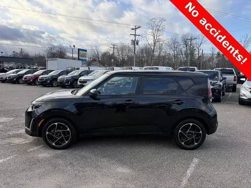 2023 Kia Soul EX FWD photo