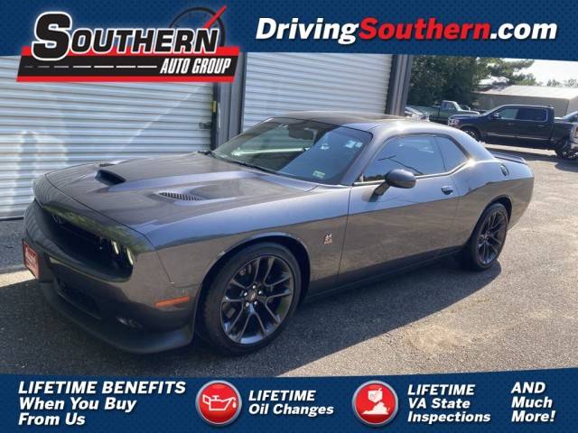 2023 Dodge Challenger R/T Scat Pack RWD photo