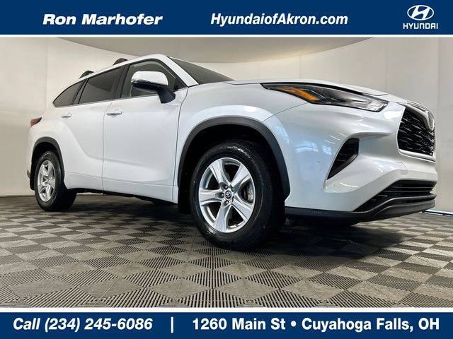 2023 Toyota Highlander L FWD photo