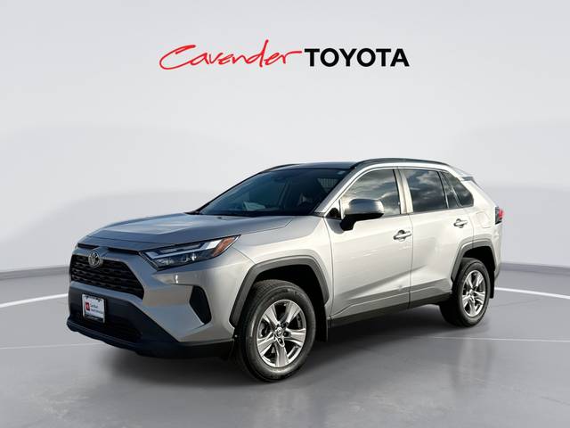 2023 Toyota RAV4 XLE FWD photo