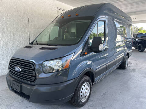 2019 Ford Transit Van  RWD photo
