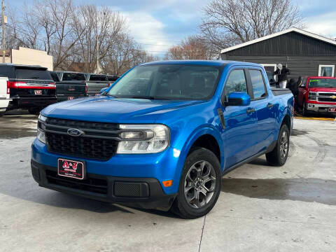 2022 Ford Maverick XLT AWD photo