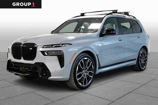 2023 BMW X7 M60i AWD photo