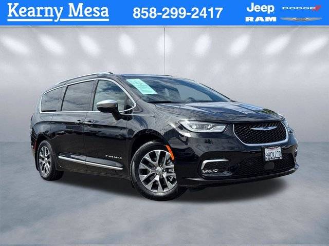 2022 Chrysler Pacifica Minivan Hybrid Pinnacle FWD photo