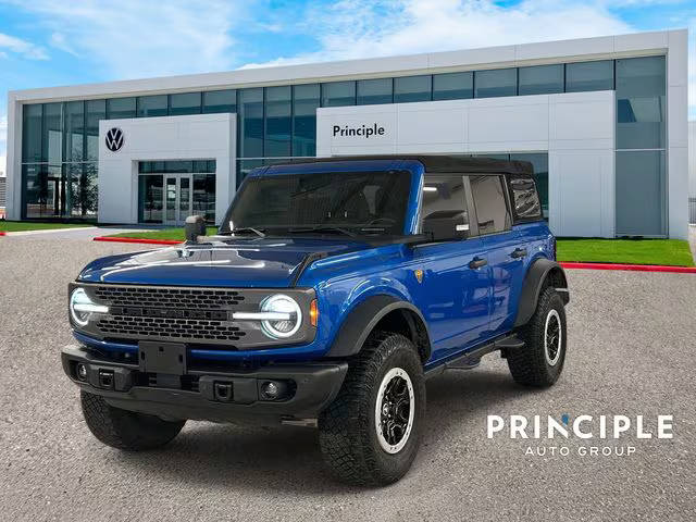 2022 Ford Bronco 4 Door Badlands 4WD photo