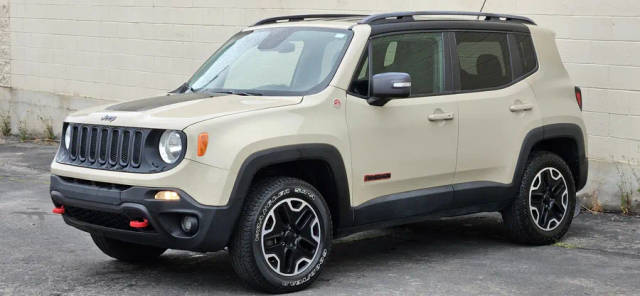 2015 Jeep Renegade Trailhawk 4WD photo