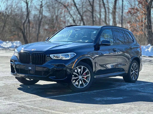 2023 BMW X5 M50i AWD photo