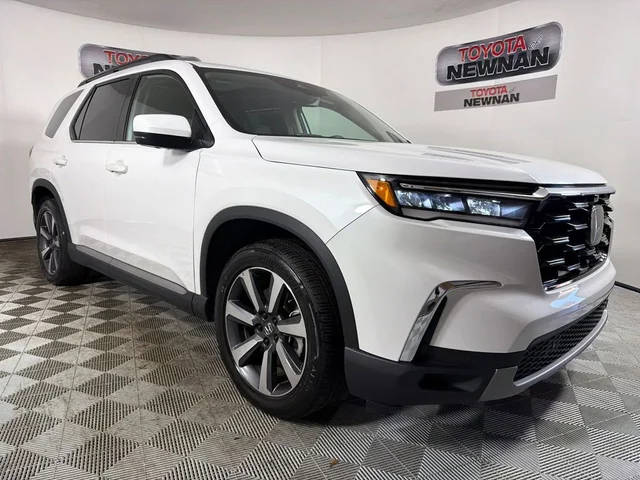 2023 Honda Pilot Elite AWD photo