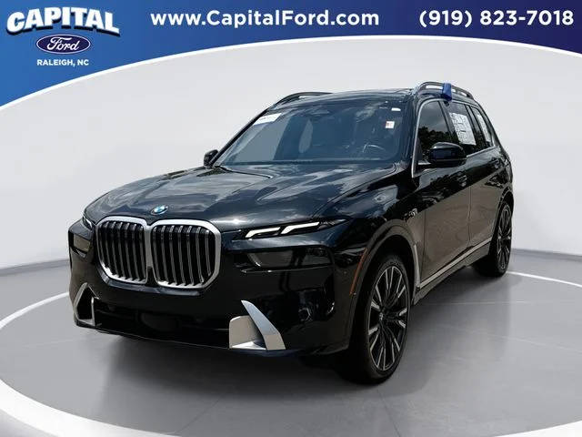 2023 BMW X7 xDrive40i AWD photo