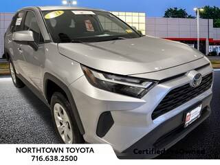 2023 Toyota RAV4 LE AWD photo