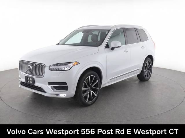2023 Volvo XC90 Plus AWD photo
