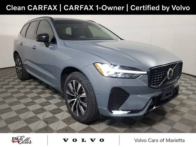 2023 Volvo XC60 Plus Dark Theme AWD photo