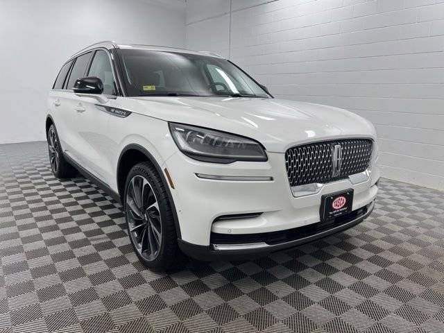 2023 Lincoln Aviator Reserve AWD photo