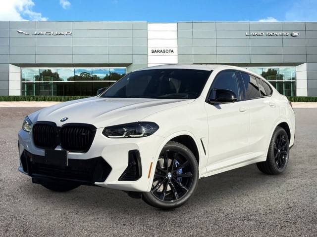 2023 BMW X4 M40i AWD photo