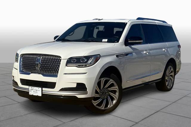 2023 Lincoln Navigator Reserve RWD photo