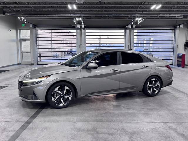 2023 Hyundai Elantra Limited FWD photo