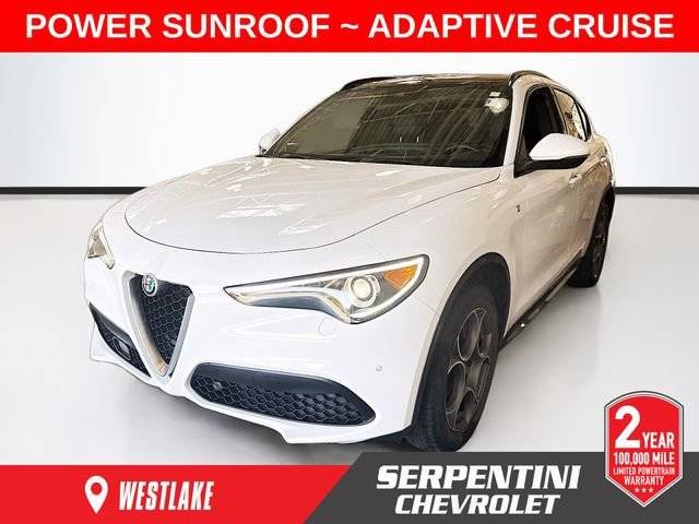 2023 Alfa Romeo Stelvio Ti AWD photo