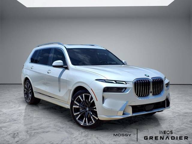 2023 BMW X7 xDrive40i AWD photo