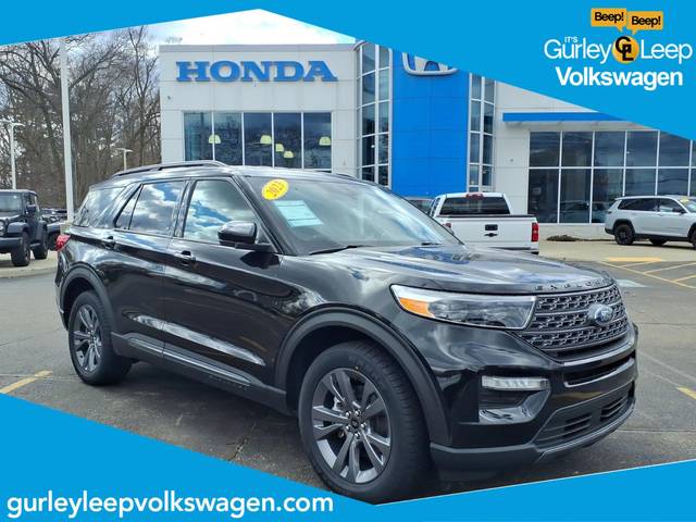 2023 Ford Explorer XLT 4WD photo