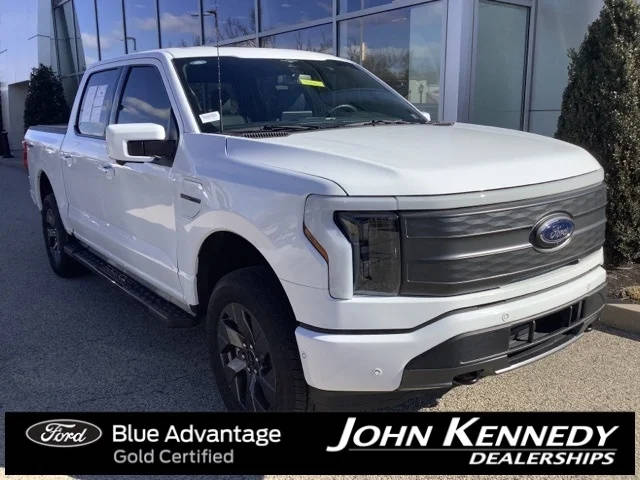2023 Ford F-150 Lightning LARIAT AWD photo