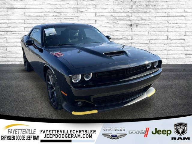 2023 Dodge Challenger R/T RWD photo