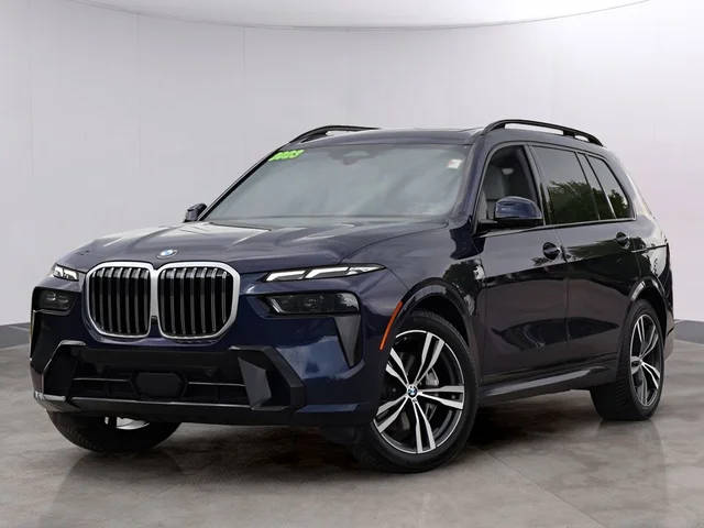 2023 BMW X7 xDrive40i AWD photo