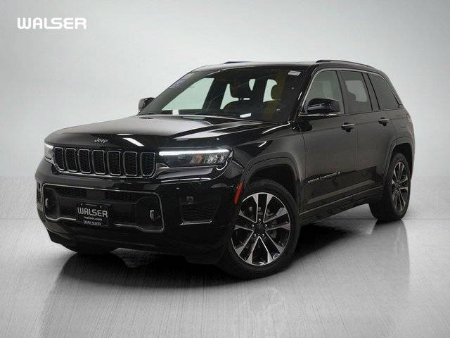 2023 Jeep Grand Cherokee Overland 4WD photo