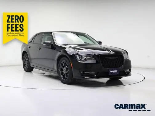 2023 Chrysler 300 Touring L AWD photo