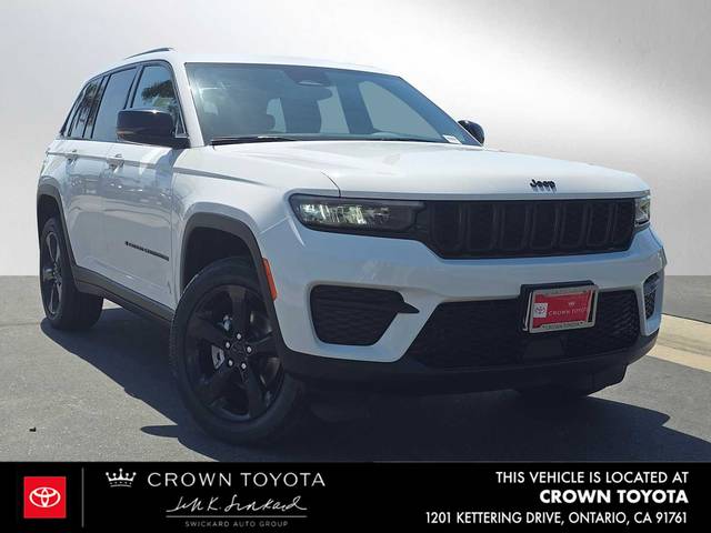 2023 Jeep Grand Cherokee Altitude 4WD photo