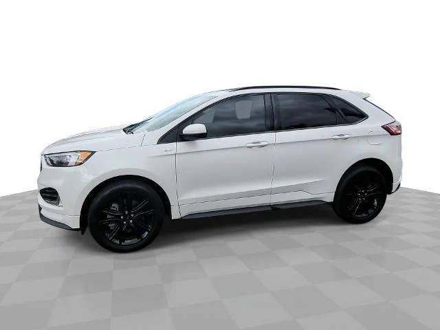 2022 Ford Edge ST-Line AWD photo