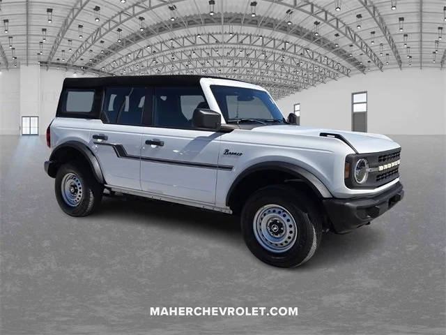 2023 Ford Bronco 4 Door Base 4WD photo