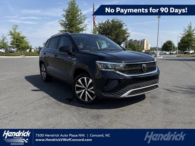 2023 Volkswagen Taos SE FWD photo