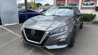 2021 Nissan Altima 2.5 SR FWD photo