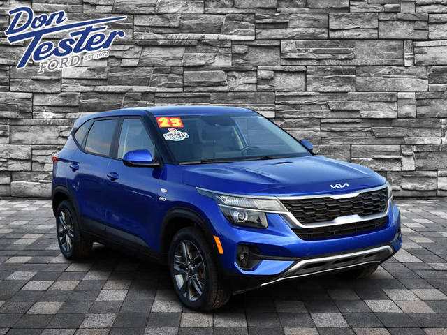 2023 Kia Seltos LX AWD photo