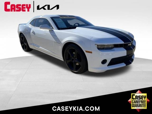 2015 Chevrolet Camaro LT RWD photo