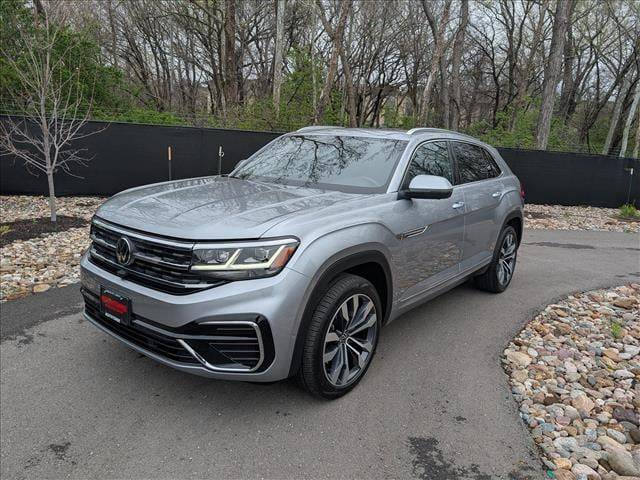 2023 Volkswagen Atlas Cross Sport 3.6L V6 SEL Premium R-Line AWD photo