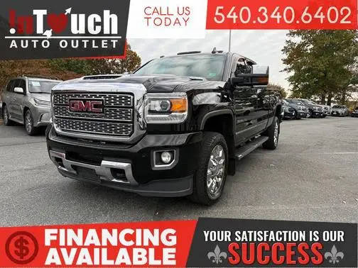 2019 GMC Sierra 2500HD Denali 4WD photo
