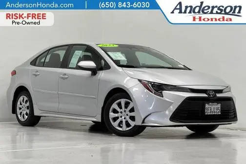 2023 Toyota Corolla LE FWD photo