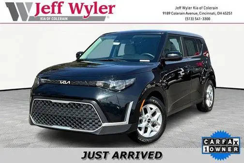 2023 Kia Soul LX FWD photo