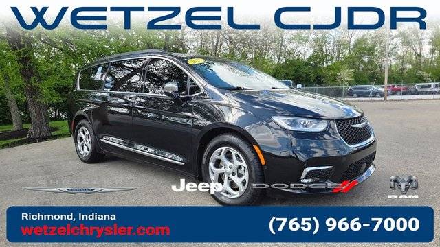 2023 Chrysler Pacifica Minivan Limited FWD photo